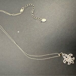 Sterling Silver Fleur de Lis Pendant Necklace